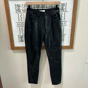 A&F The Skinny High Rise Pant‎